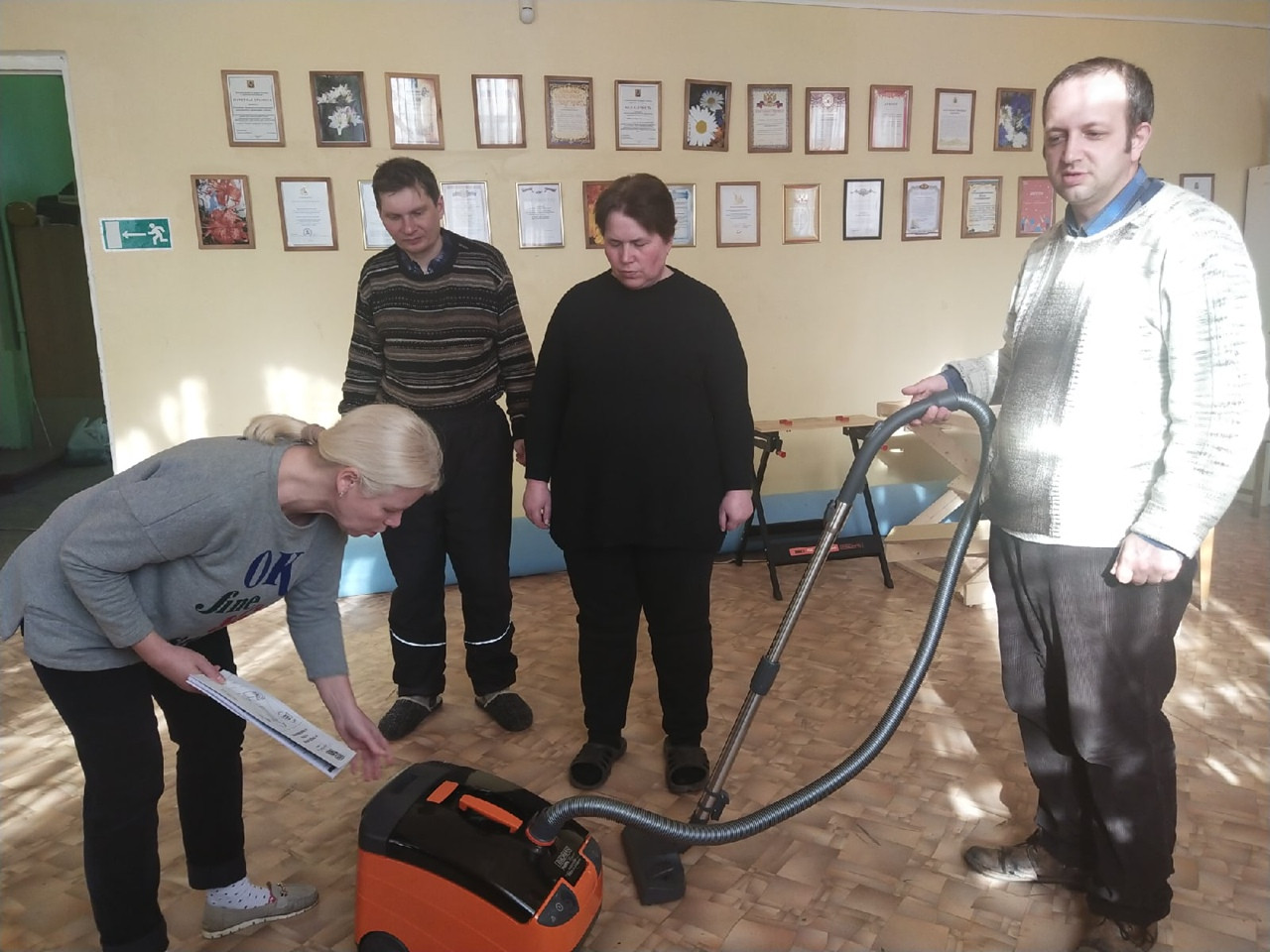 В АРОО "Мост" проходят тренинги по уходу за жилищем