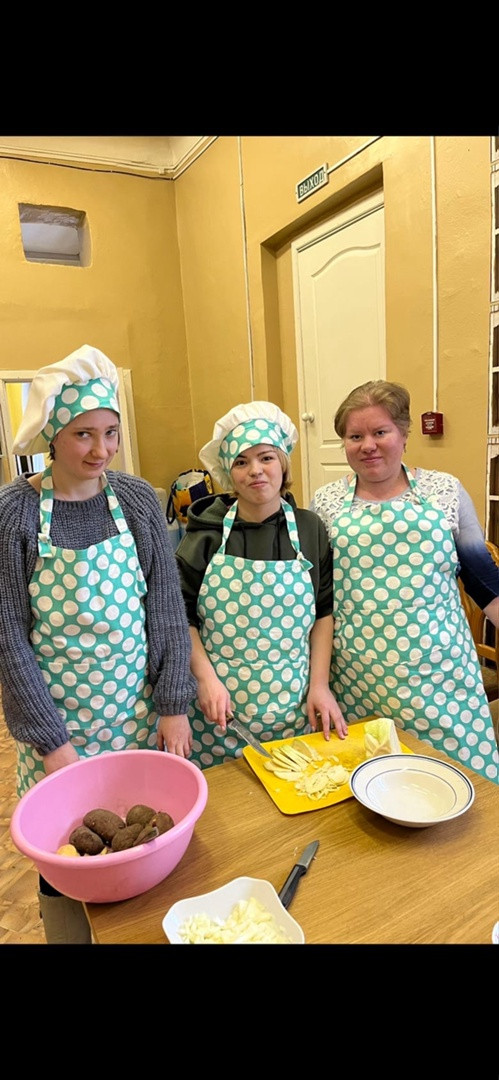 Школа социальных навыков работает