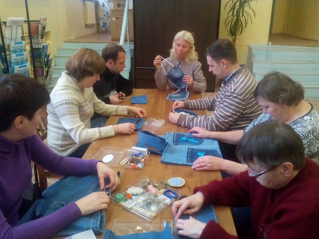 "Творческой мастерской" удалось собрать 92 т.р. на создание универсального особого места для наших подопечных