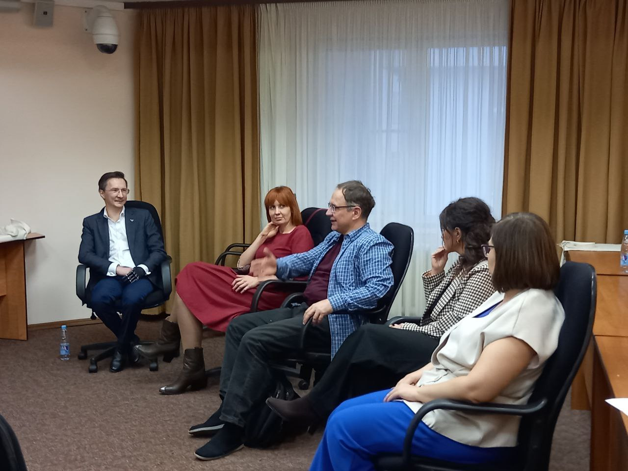 Подпись к фото