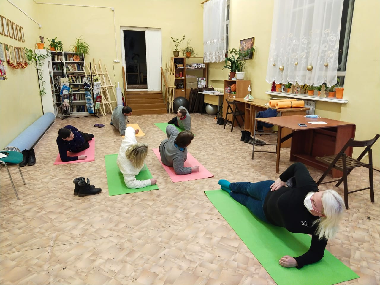 Оздоровительные занятия в АРОО "Мост"